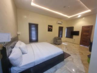 The Sicily Hotel - 9