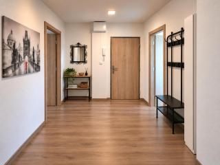 Prague Castle View Apartment - 3