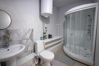 Grandhouse ukg - 2