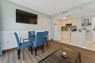 Comfortable 2 Bed 2 Bath Condo with Garden View Balcony 7 Min to Universal - 2