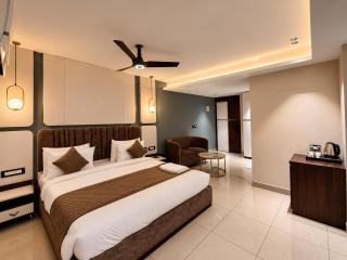 Hotel Royal Ganga & Banquet - 2
