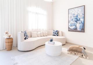 Elegant Waterfront Villa W Sunset Terrace - 1