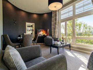 Stirling Riverview Apartment - Free Parking - 9