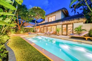 Villa Aurora - Private 6 BDR Villa in Seminyak, prime Location, Pool & Garden - 2