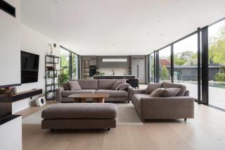 Luxury villa with private cinema pool and gym - 7