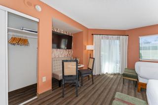 Boho Chic Garden Condo 7 Min to Universal Parks - 4