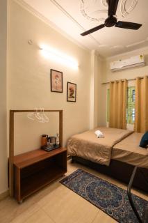 Full Stop Hostel - 5