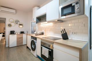GuestReady - Modern 3-Bedroom with Patio - 8
