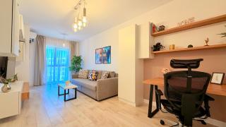 Bold and Bright - A Stylish Stay at Romexpo - 3