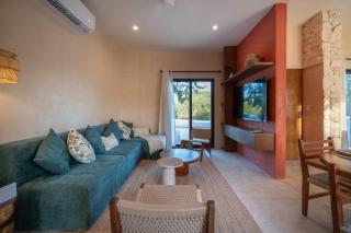 Casa Gandhi Playa, a luxury-style stay in Chuburná - 1