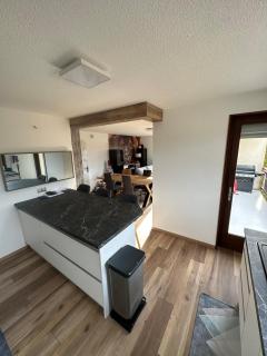 New apartment, sleeps 4 - 9