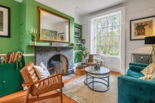 Historic 4-Bed Home in Liverpool with Parking - 6