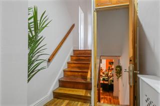 Historic 4-Bed Home in Liverpool with Parking - 3