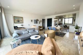 Luxury T3 neuf de standing Front de mer vue 180 - 1