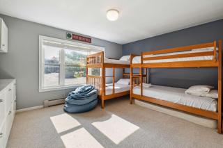 Okemo Winterplace 2BR Loft Family Ski Getaway - 8