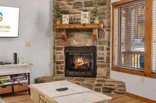 Kemper's Cabin in the Ozarks - Onsite amenities - 3
