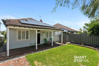 Stylish East Vic Park Cottage with Yard and Parking - 1