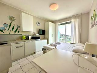 ModusVivendi Suite 103 Deluxe Two-Room Apartment with Sea View - 4