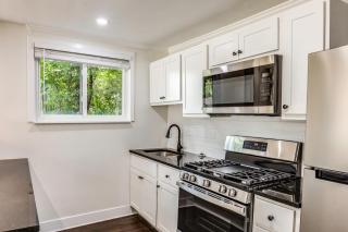 Cincinnati-Area Condo: Near Shops & Dining - 2
