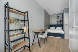Comfortable Apartment with a Balcony & Garage Parking in Bydgoszcz by Noclegi Renters - 9