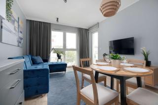 Comfortable Apartment with a Balcony & Garage Parking in Bydgoszcz by Noclegi Renters - 5
