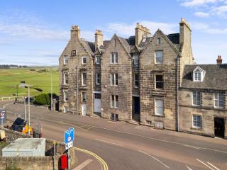 Stay on the 18th - Luxurious St Andrews Apartment - 9