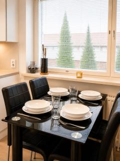 Modern two-room apartment in city center -Wifi, Parking, Prime location - 5