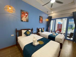 New Century Hotel & Travel - 4