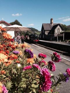 Porter's lodge by heritage Railway line - 2