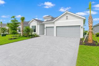 Pool Home In Calusa Golf & Country Club - Fore Seasons - 4