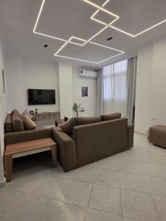 Stylish 2BR Apartment on Hurghada Corniche - 3