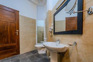 Camellia Rise - 7