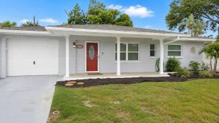 Tropical Pool Oasis, Pet Friendly & Near Beaches! - 2