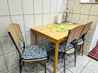 MICO's apt - 1