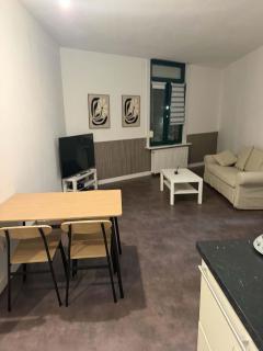 Appartement place Deflinnes - 5