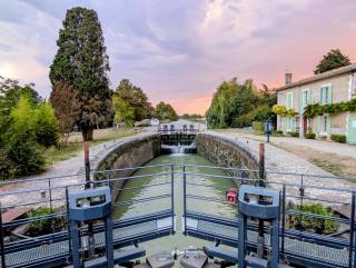 Séjour Détente avec son spa privatif proche de la Cité de Carcassonne et du Canal du Midi - 9