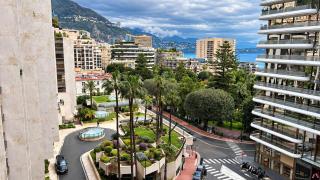 Heart of Monte Carlo - 1 Min from the F1 Track - 1