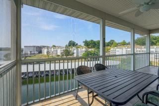 Lake View + Pool Access: Waterfront Ozark Escape! - 9