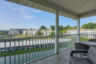 Lake View + Pool Access: Waterfront Ozark Escape! - 8