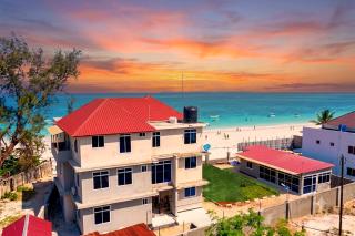 Uroa Beachfront 1BR Apartment with Solar Backup - Uroa - 8