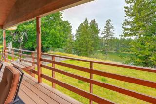 Riverfront Group Getaway Near Glacier NP - 7