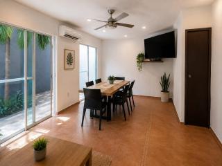 A beautiful and cozy house in the center of Cancun - 4