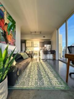 Elevated Elegance Luxe View Pool Free Parking - 7