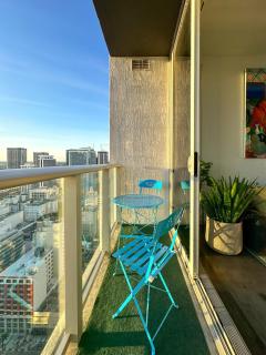 Elevated Elegance Luxe View Pool Free Parking - 5