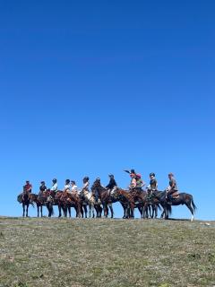 Eldiyar & Son-Kul Guest House - 7