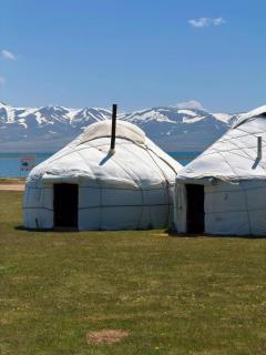 Eldiyar & Son-Kul Guest House - 1