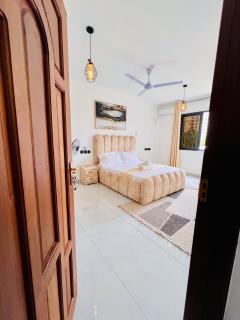 SeyniKe Radium Nyali 3BR Pool, AC Beach 15 Min - Mombasa - 1
