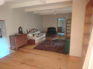 Sleeps 4 house in the heart of Swellendam - 6