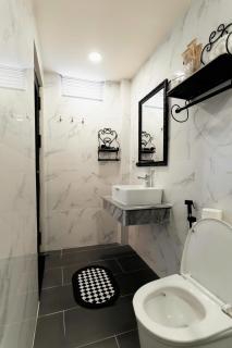 Nam Ngoc Heritage Hotel - 4