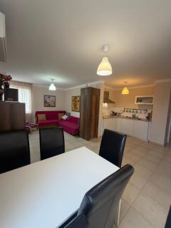Pomorie residence 2-bedroom apartment 300m to the beach - 9
